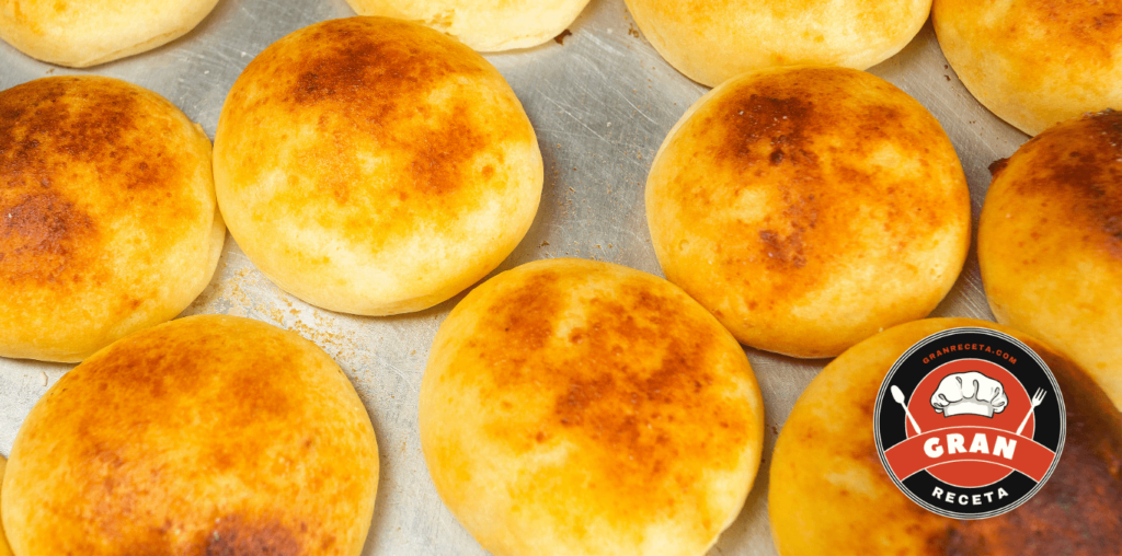 Pandebono, receta con almidón agrio y queso costeño