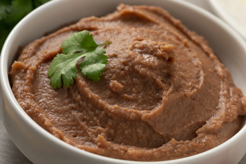 Frijoles refritos, receta casera desde cero o de lata