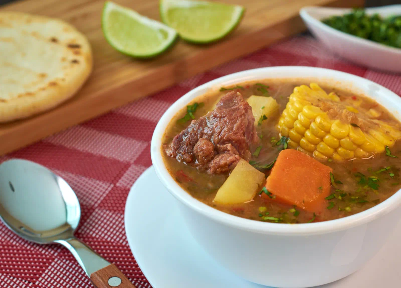 Hervido de res venezolano, receta con ocumo, ñame y auyama