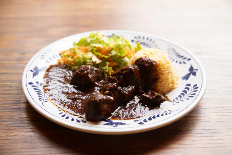 Mole poblano casero con pollo o pavo, receta en dos días