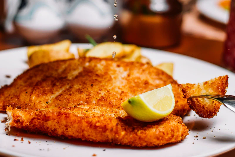 Pescado empanizado, filete crujiente que no se despega