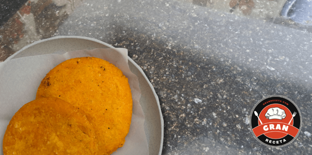 Arepa Santandereana, with Cassava and Pork Cracklings