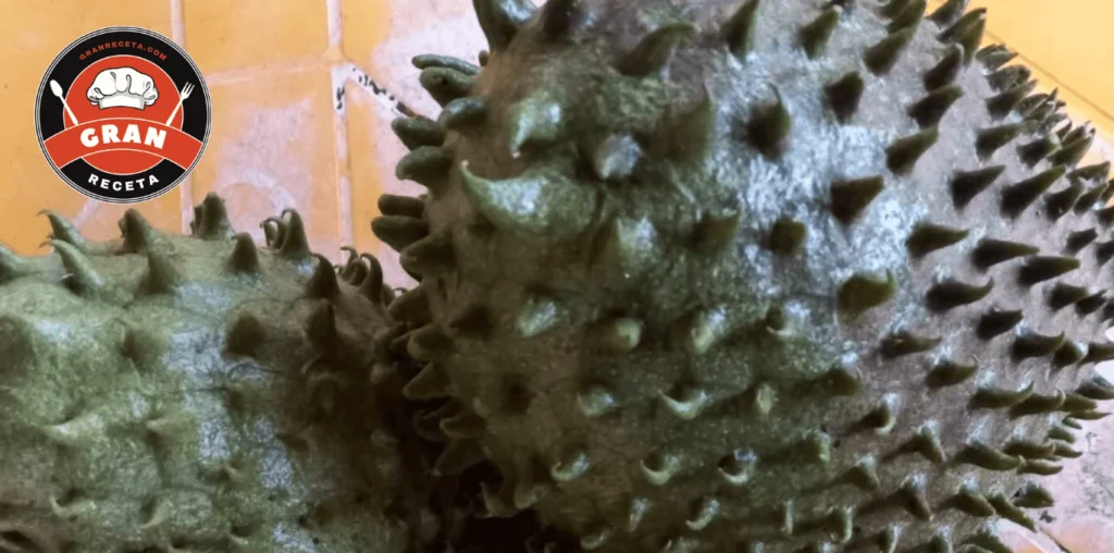 Jugo de guanábana casero (cremoso, fácil y listo en 10 minutos)