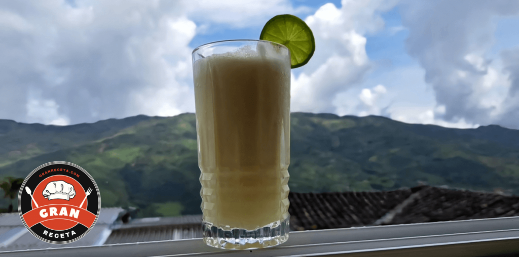 Limonada con leche condensada