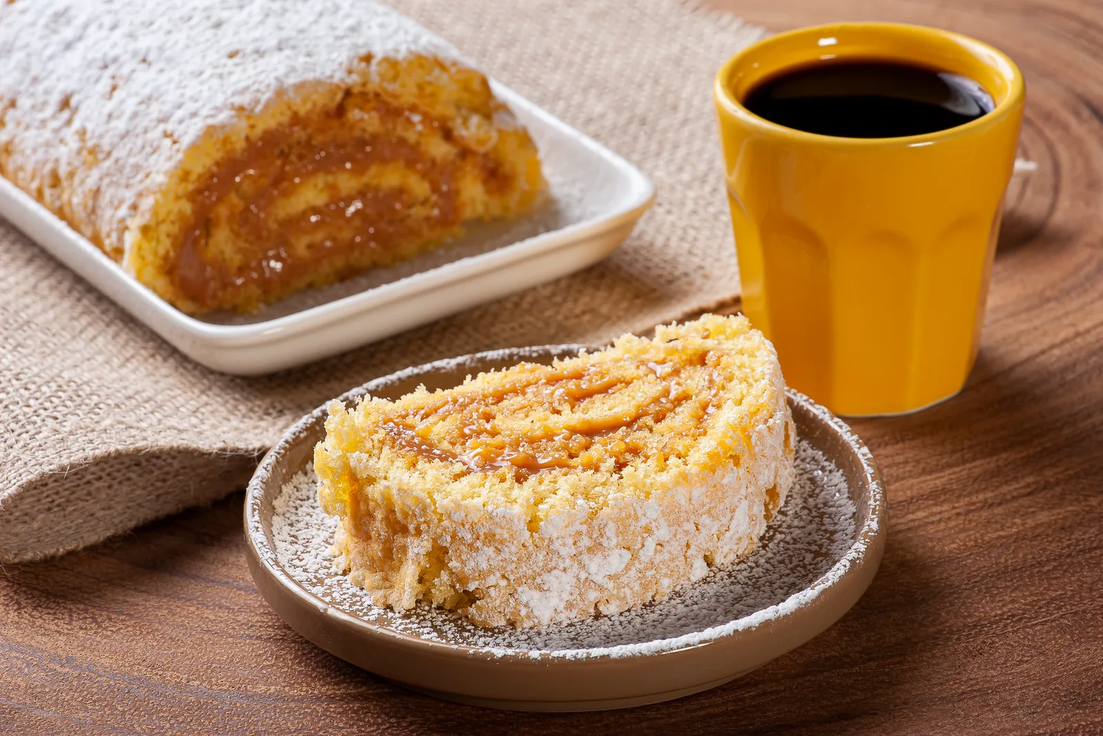 Brazo gitano venezolano, receta con arequipe o guayaba