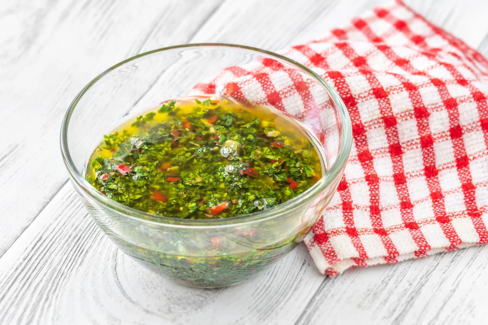 Chimichurri argentino, receta a cuchillo y cuánto dura