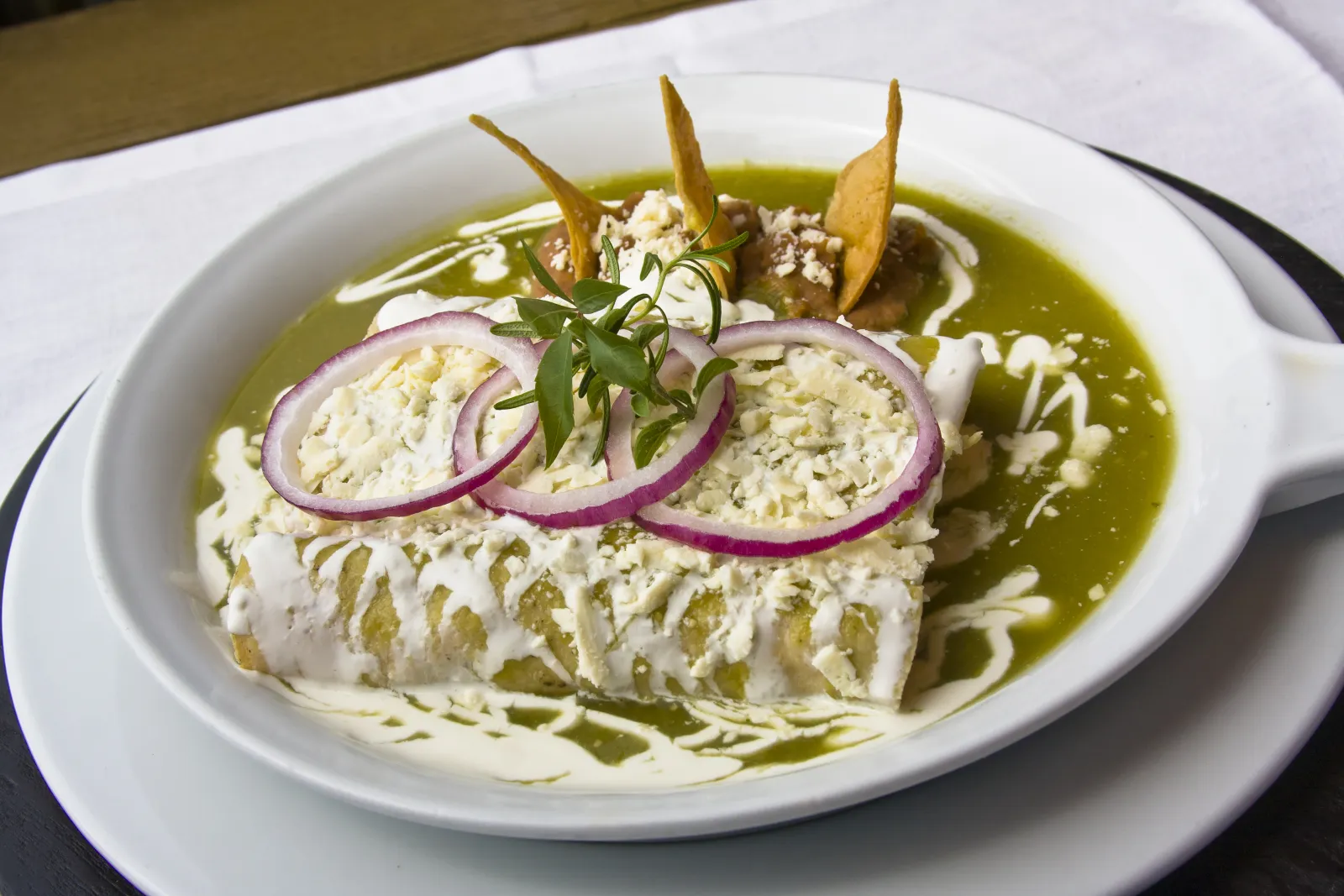 Enchiladas suizas de pollo