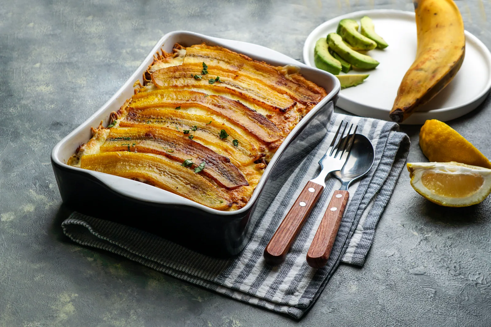Pastelón de plátano maduro, la lasaña boricua al horno