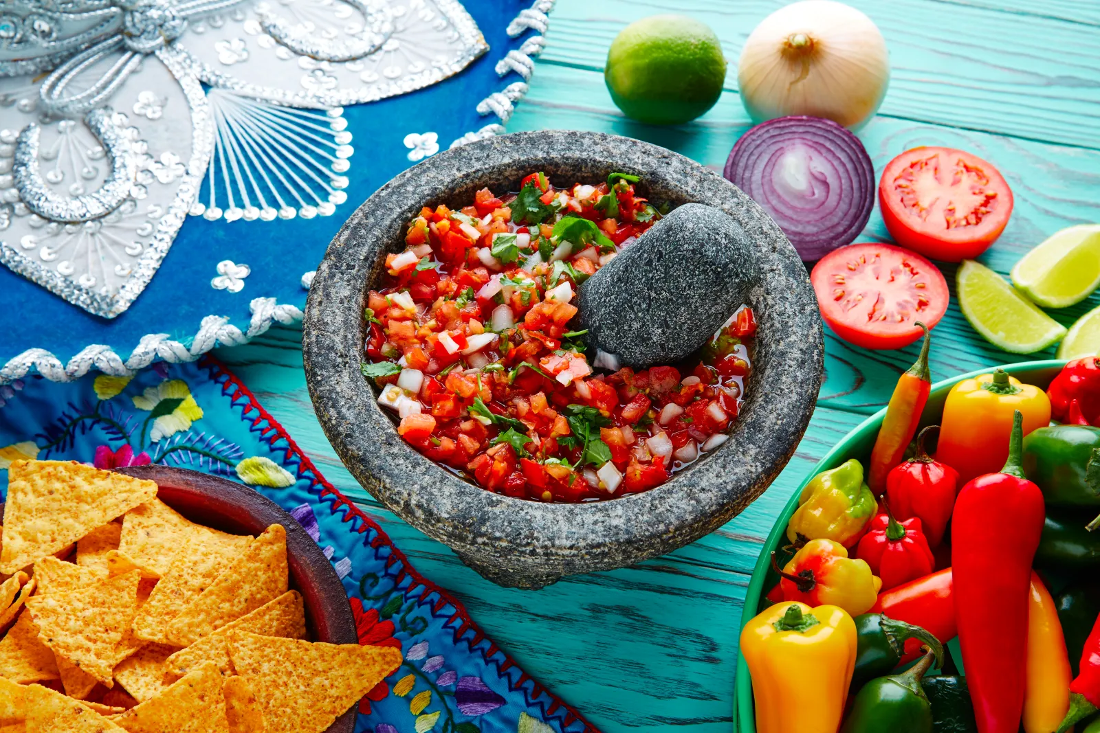 Pico de gallo mexicano