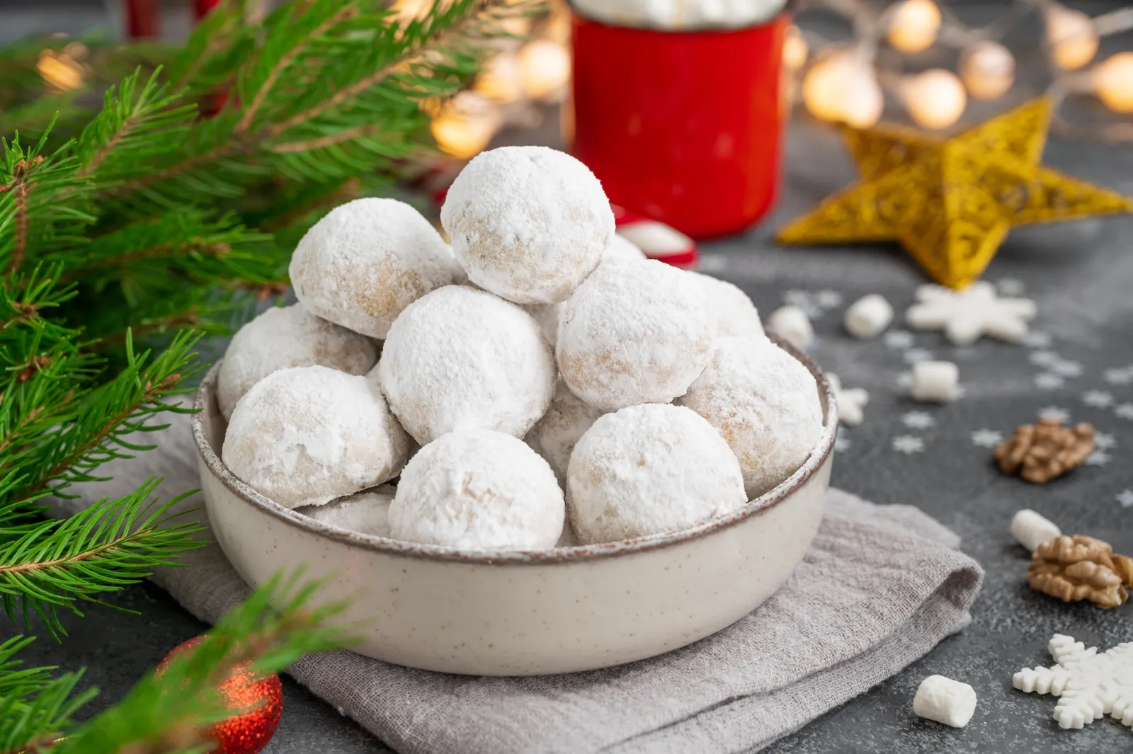 Polvorones de nuez mexicanos, receta que no se extiende