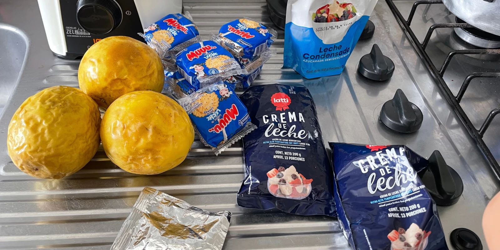 Postre de maracuyá sin horno, cremoso y en 20 minutos